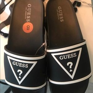GUESS slides / sandals